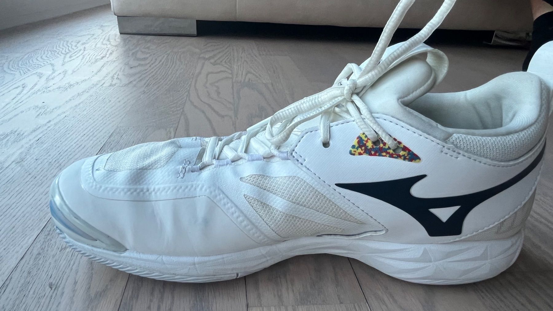 Mizuno Chaussures hommes: Hallenturnschuhe Mizuno Wave Momentum – D'occasion à Oberuzwil par Kuchli 2