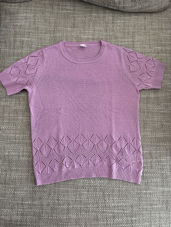 Rosa Strickshirt mit Lochmuster - Gr. 42