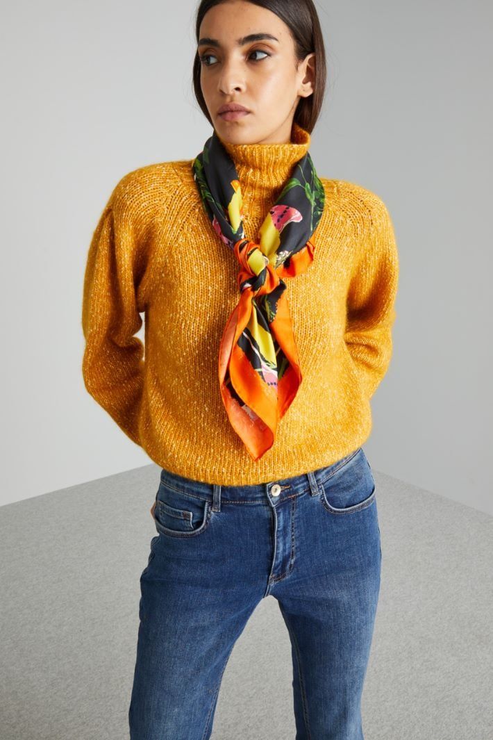Max Mara Foulard & Sciarpe: New silk scarf Max&Co – Nuovo (secondo la descrizione) da Lugano venduto da juledo 4