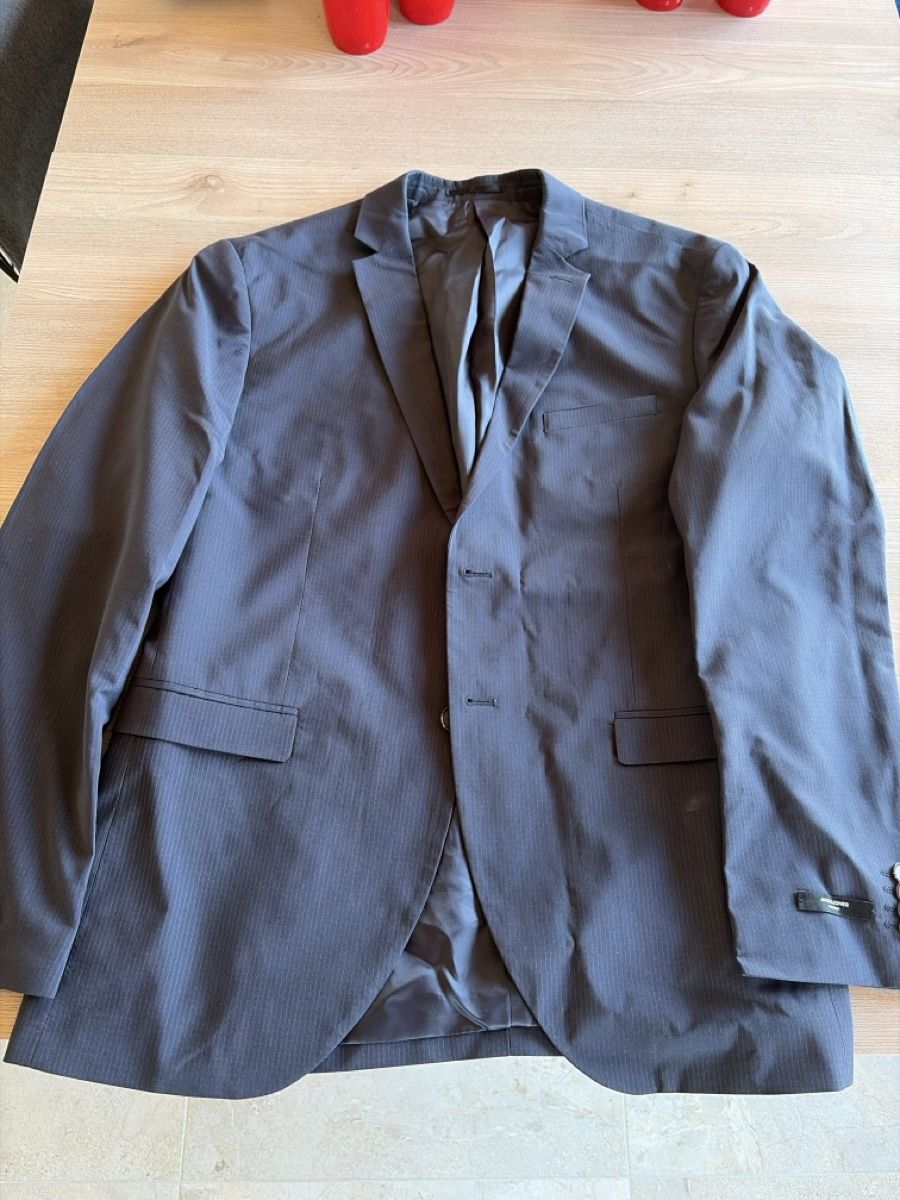 Costumes: Ganzer Anzug Jack&Jones Premium – Neuf (Voir description) à Willisau par Ayumi159