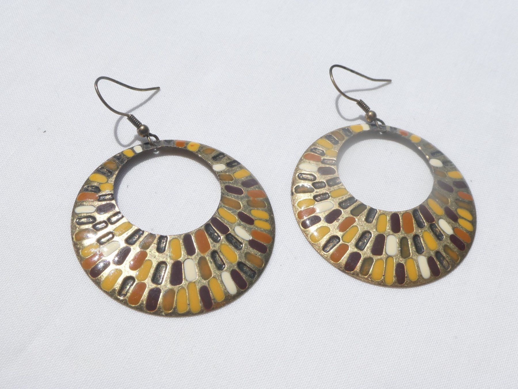 Ohrringe & -stecker: Grosse Vintage Ohrhänger, Modeschmuck – Gebraucht aus Gattikon von kaandooh