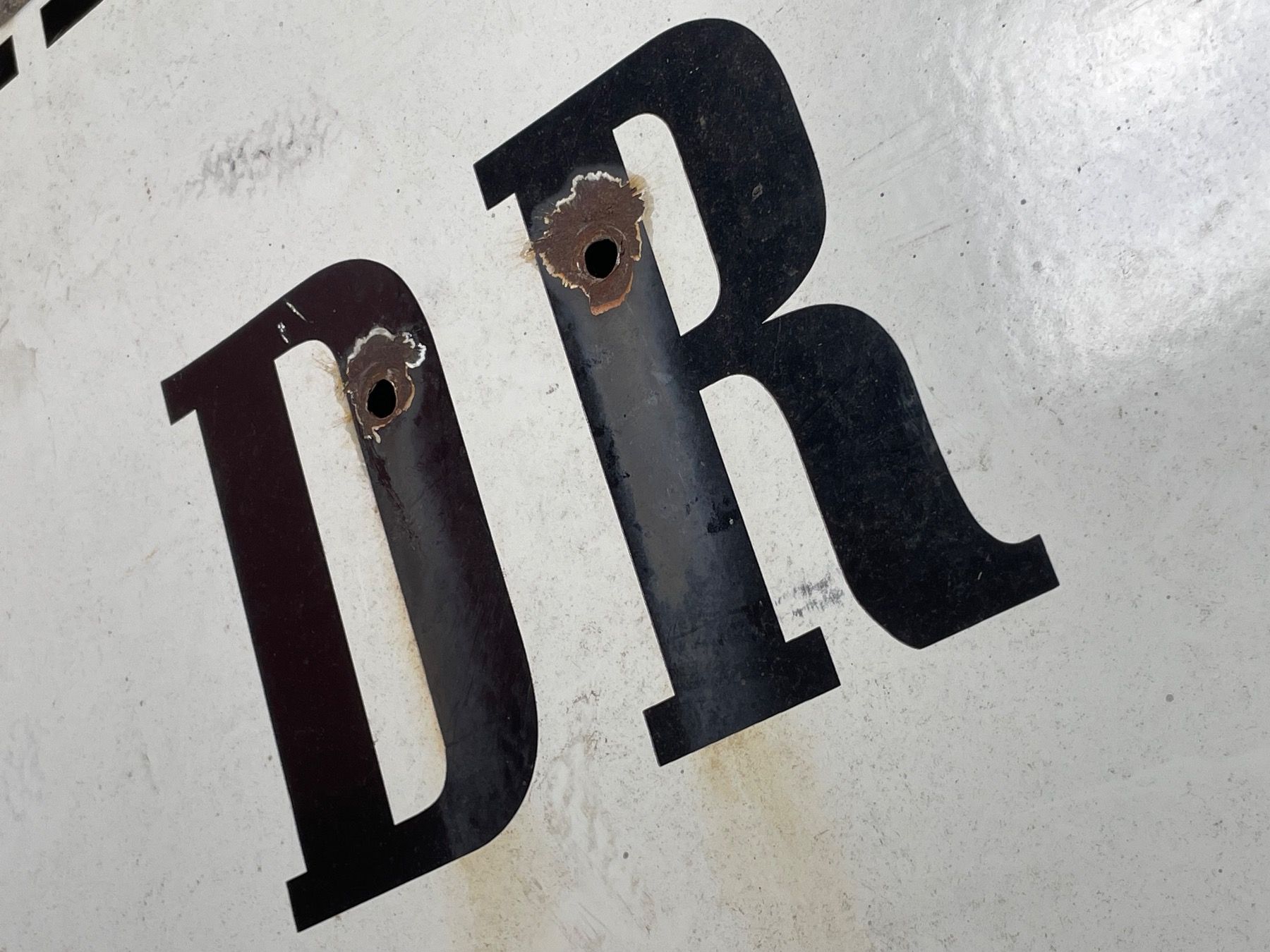 Insegne: Emailschild DEUTSCHE REICHSBAHN # Emaille Schild 2WK SBB DDR – Usato da Mastrils venduto da headturners 1