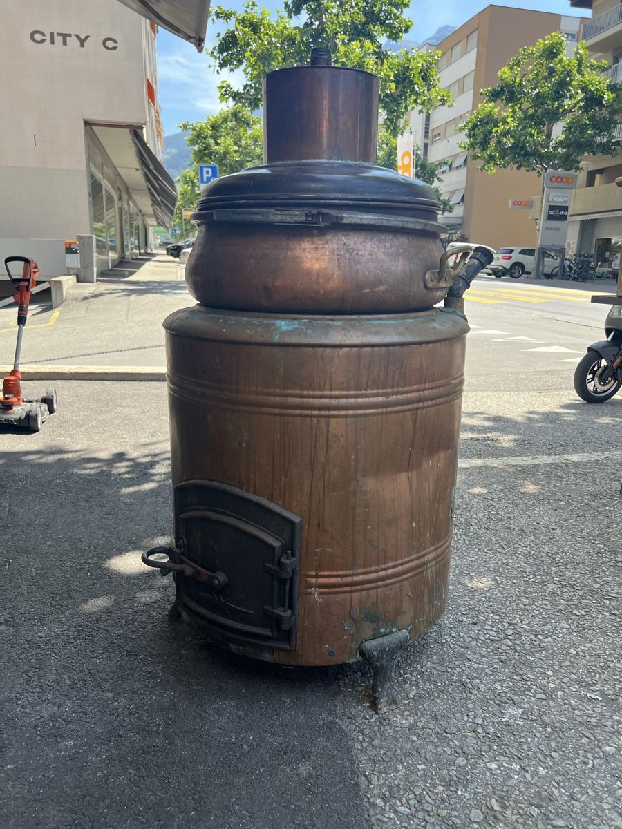 Altri mobili d'antiquariato: Brennofen Kupfer – Usato da Brig venduto da avd_n99w