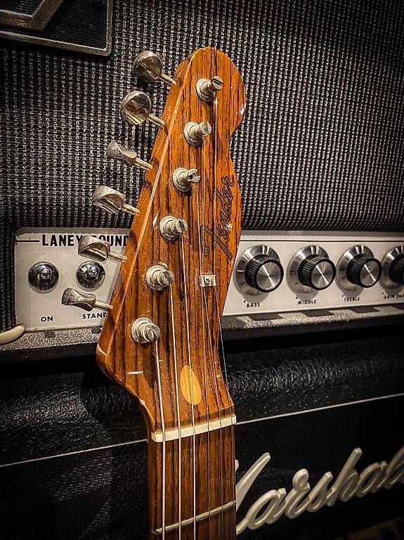 Fender Strumenti musicali: Fender telecaster rosewood 1985 – Usato da Montreux venduto da Alligator-AMPS 4