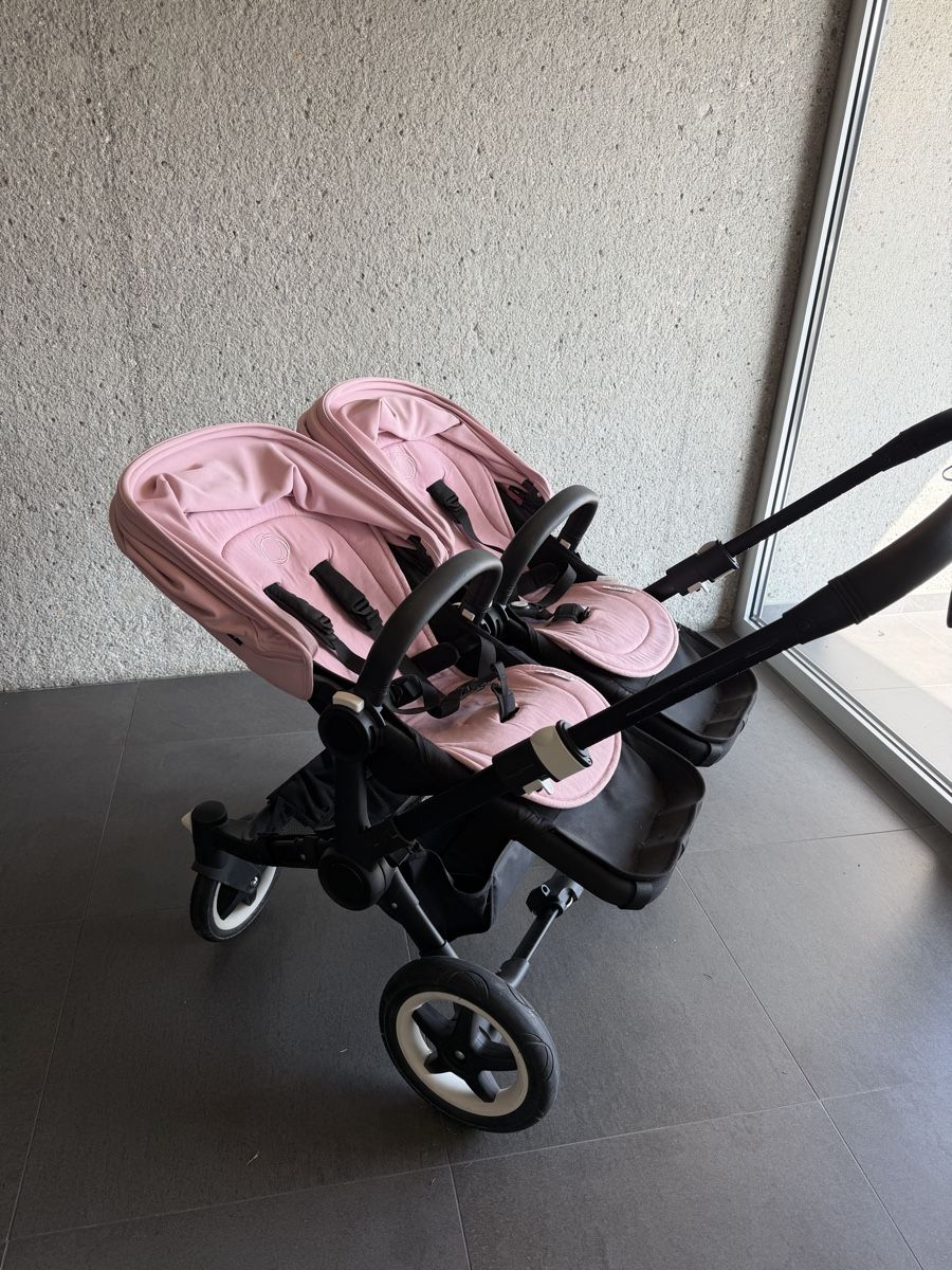 Bugaboo Carrozzine: Bugaboo Donkey Zwillingskinderwagen – Usato da Horgen venduto da Xarrre