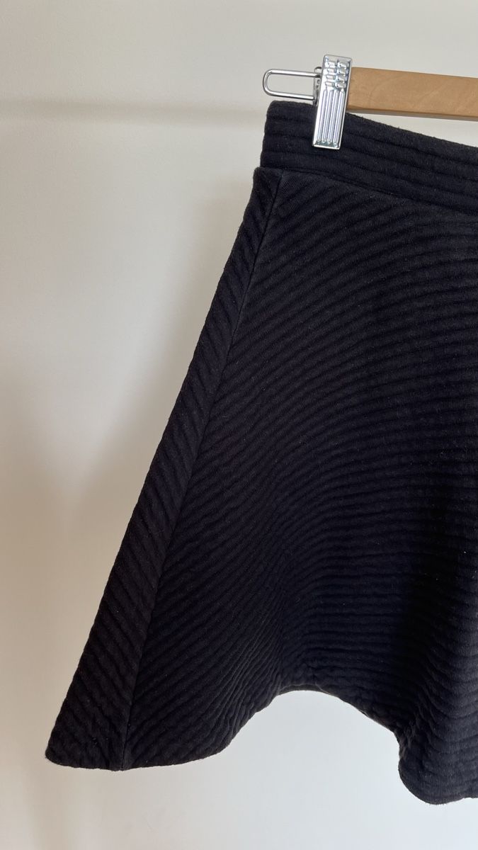 Gap Gonne: Jupe patineuse noire GAP taille XS, style automne – Usato da Lausanne venduto da Global.P 1