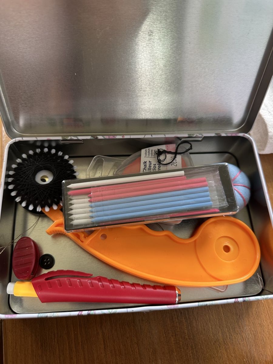 Brother Macchine da cucire: Brother KE14S Sewing Machine with sewing kit – Nuovo (secondo la descrizione) da Zürich venduto da als_d57v 2