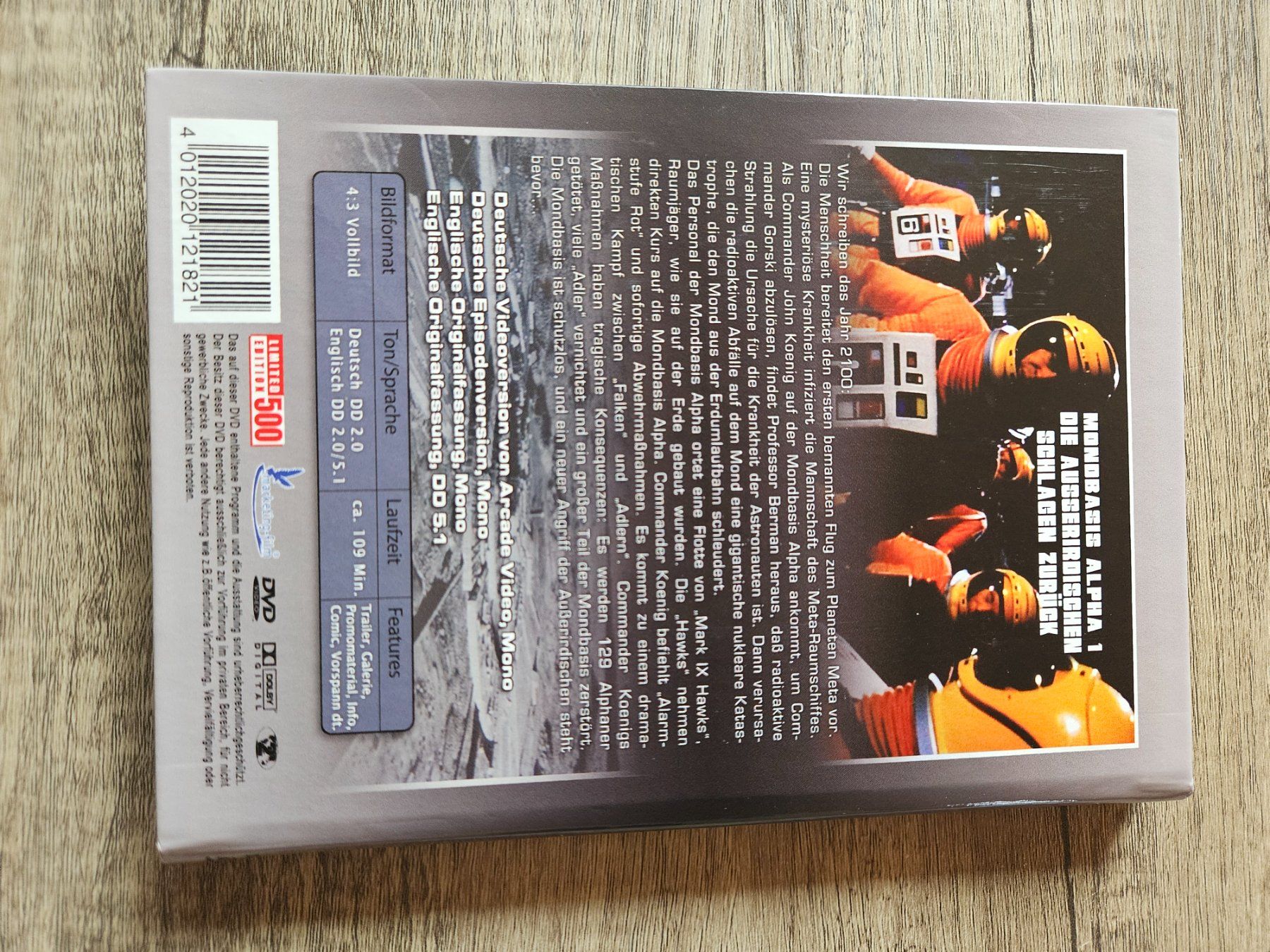 Tous les DVDs: Mondbasis Alpha 1 - Alien Attack - kleine Hartbox – D'occasion à Wildberg par Reunionevents 1