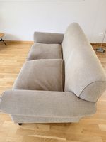 Sofa 2-Sitzer Stoffbezug hellgrau gebrauchter Zustand