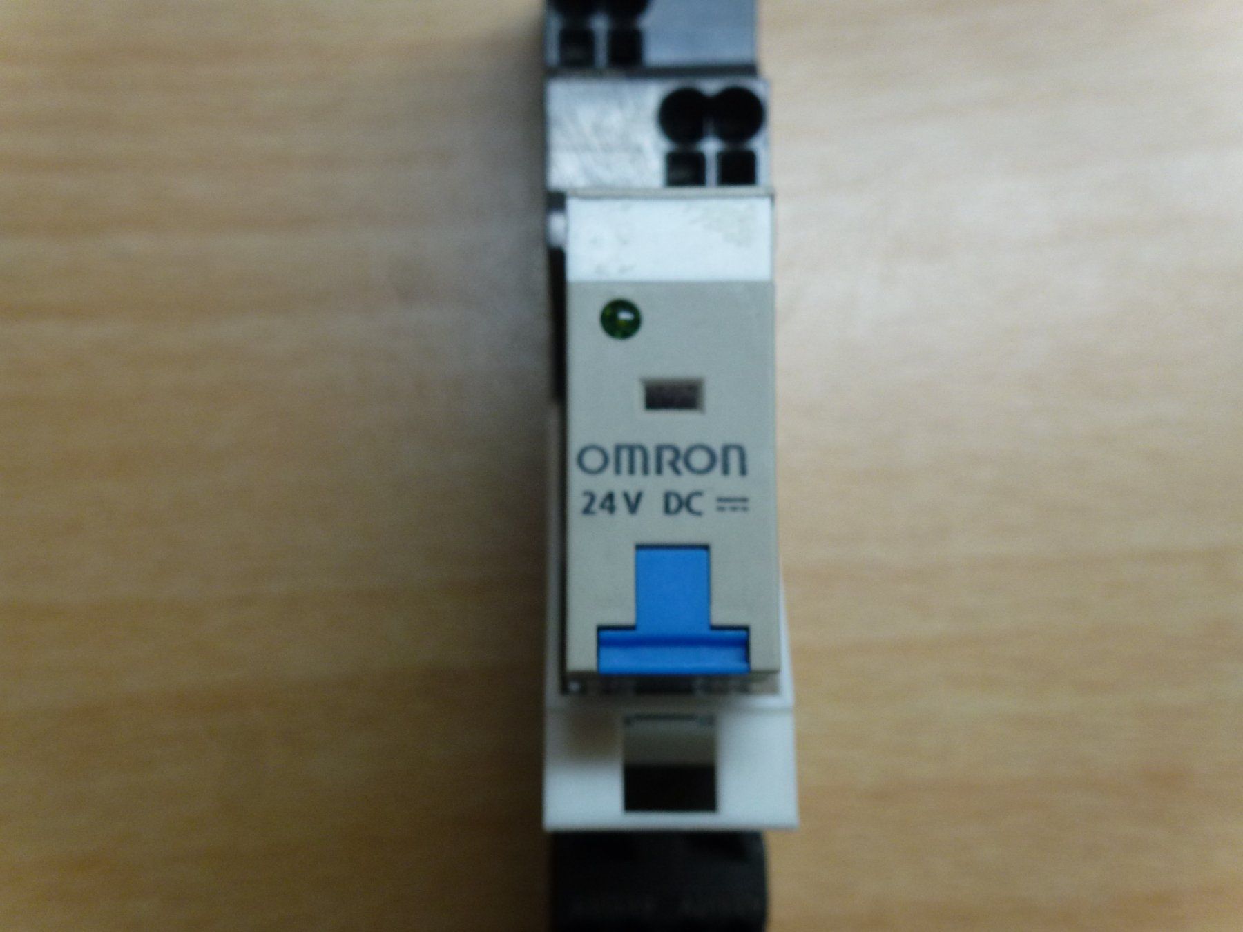 Omron Elektronikbauteile: Relais Omron 24VDC Umschaltkontakt – Gebraucht aus Hombrechtikon von Maloev17 1