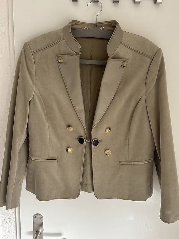 Jacken: Gucci Blazer – Gebraucht aus Brüttisellen von Sonjaelegiu