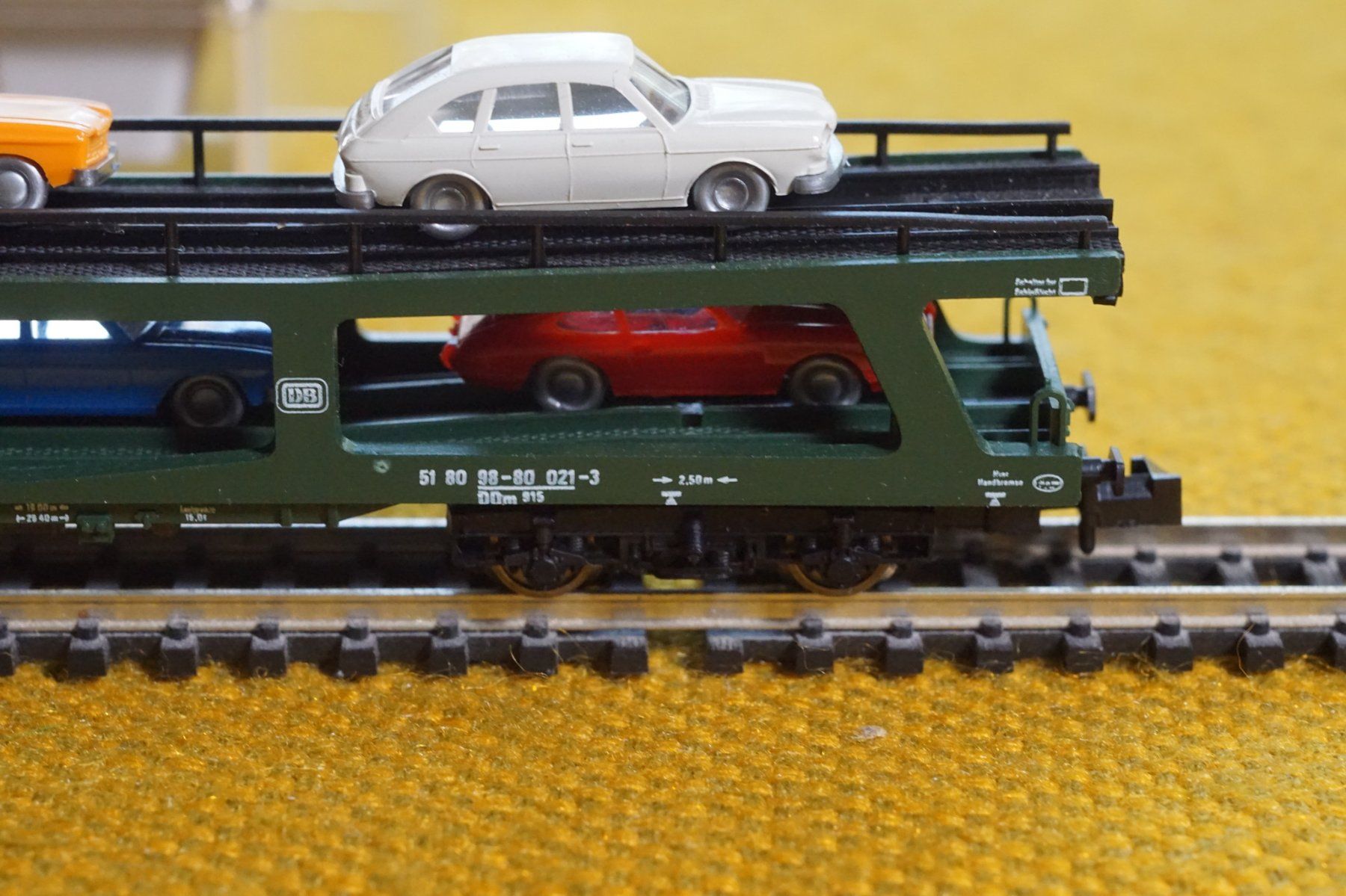 Fleischmann Modellini di ferrovie: Auto-Transportwagen Fleischmann Spur N – Usato da Gränichen venduto da iknow 6