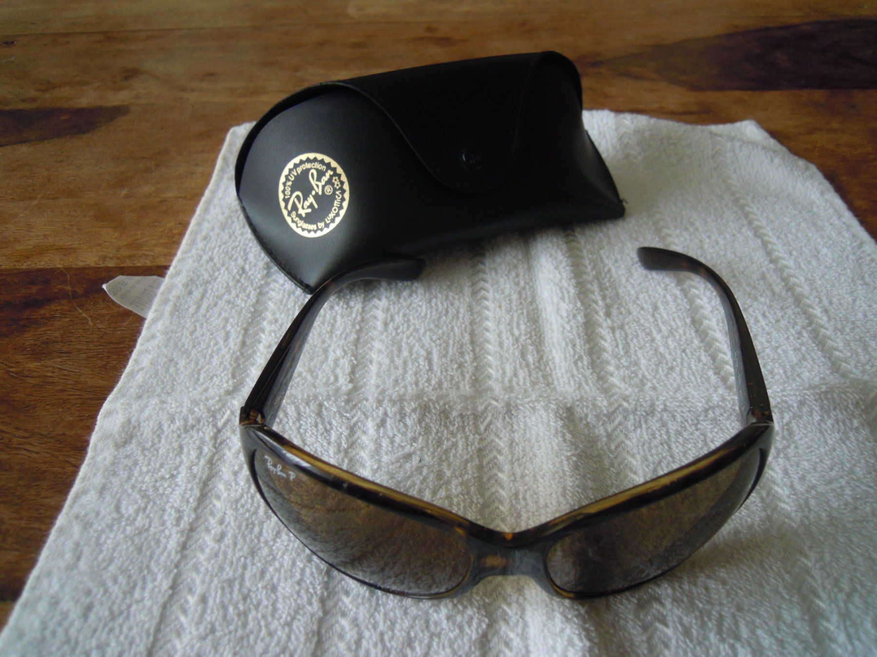 Ray-Ban Occhiali & Lenti: Ray-Ban Sonnenbrille – Usato da Uetikon am See venduto da lexus2008 1