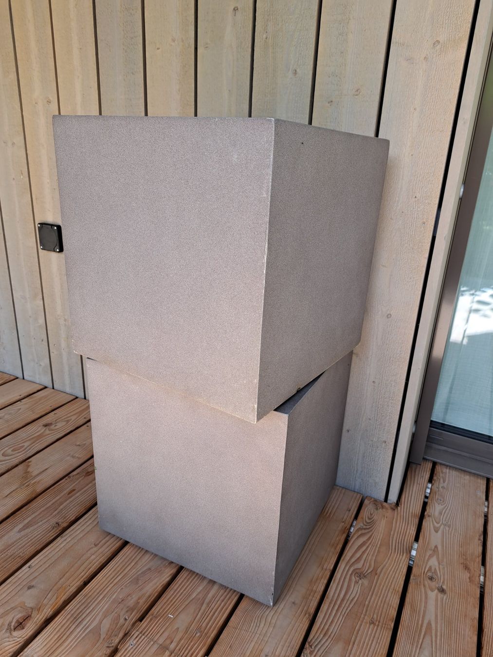Pfister Vasi per fiori: Kirschke Töpfe 44x44cm – Usato da Maienfeld venduto da Bac_le 2