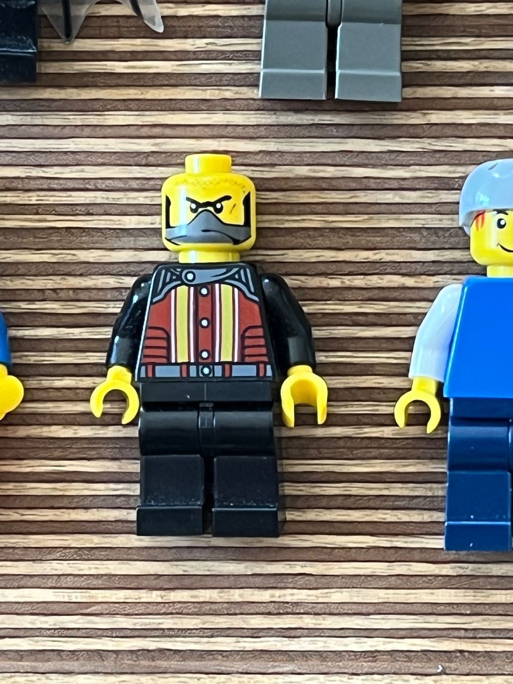 Lego Statuette: 31 Lego Minifiguren Konvolut J5 – Usato da Winterthur venduto da Wusa01 7