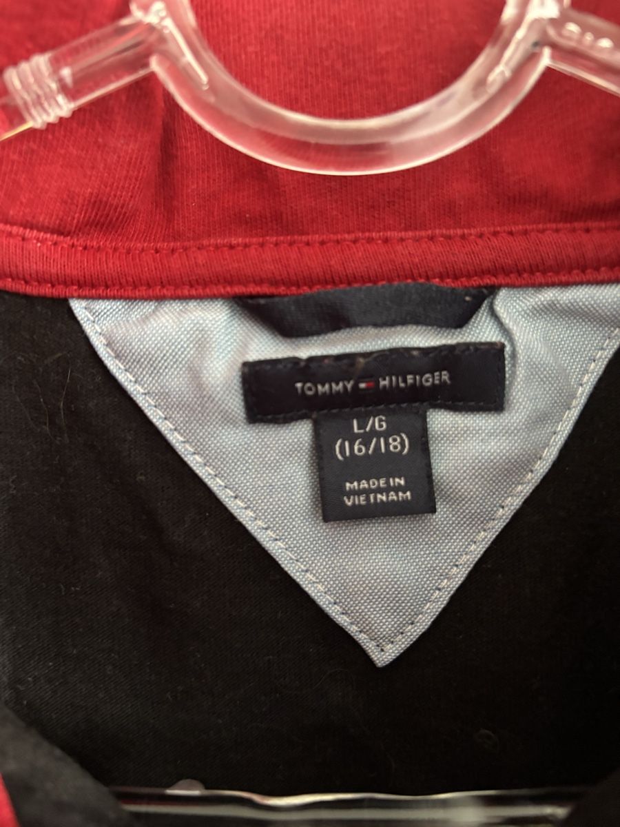 Tommy Hilfiger Camicie, T-shirt & Polo: T-Shirt Tommy Hilfiger Gr. L – Usato da Winterthur venduto da NatMet11 3