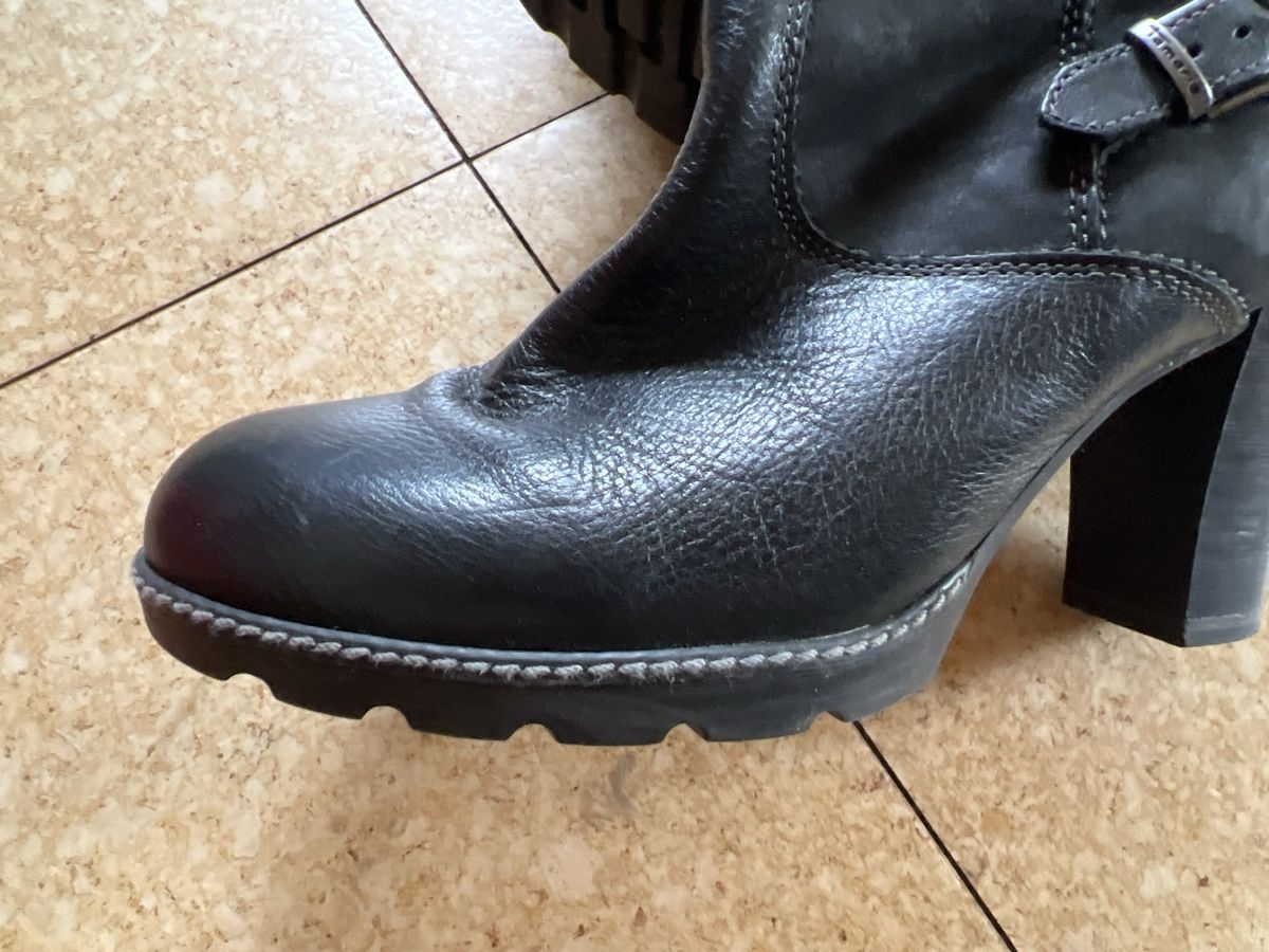 Tamaris Damenschuhe: Damen Stiefel Leder schwarz Grösse 38 – Gebraucht aus Zuchwil von Commander0 1