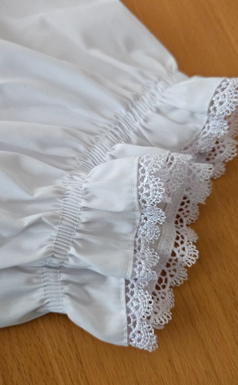 Blusen: Dirndlbluse weiss in Gr. XXL – Neu (gemäss Beschreibung) aus Ruggell von Meli 1