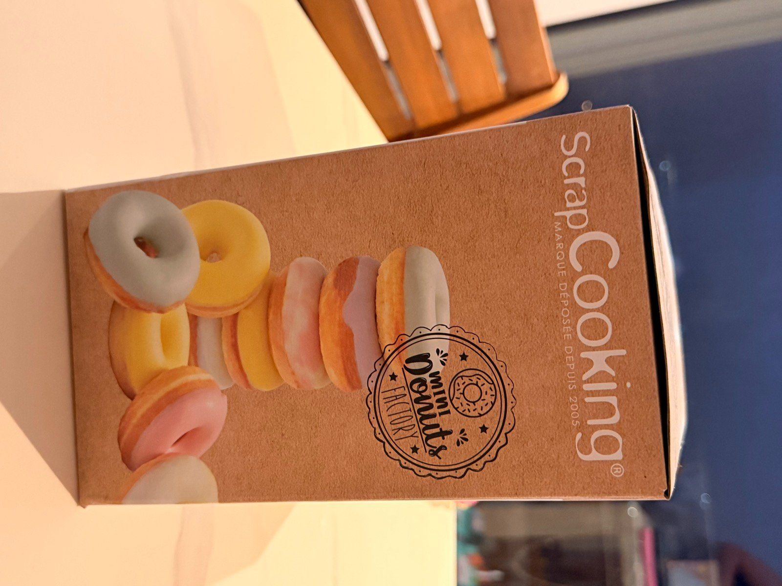 Elettrodomestici da cucina: Machine a mini donuts ScrapCooking, NEUVE en boite – Nuovo e nell'imballaggio originale da Jongny venduto da Poke-Riviera. 2