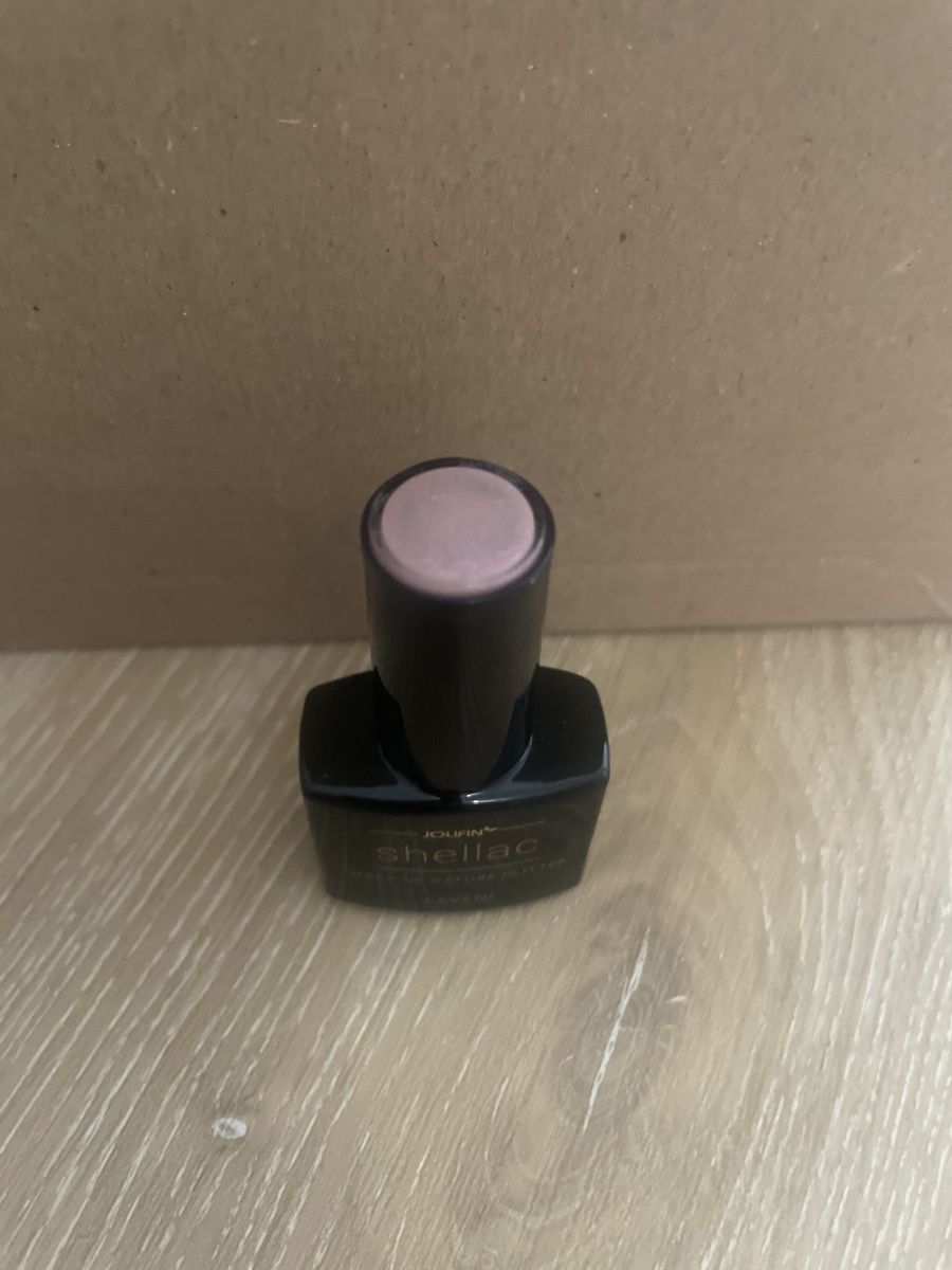 Smalto per unghie: Jolifin Laveni Shellac – Usato da Jonschwil venduto da sab_5gmn