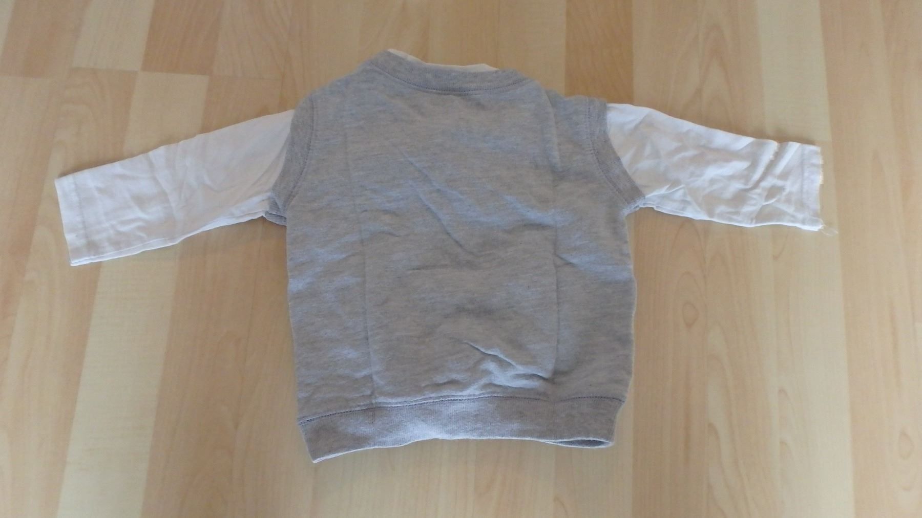 Maglioni & Felpe: Sweatshirt Gr 80 – Usato da Riehen venduto da India13 2