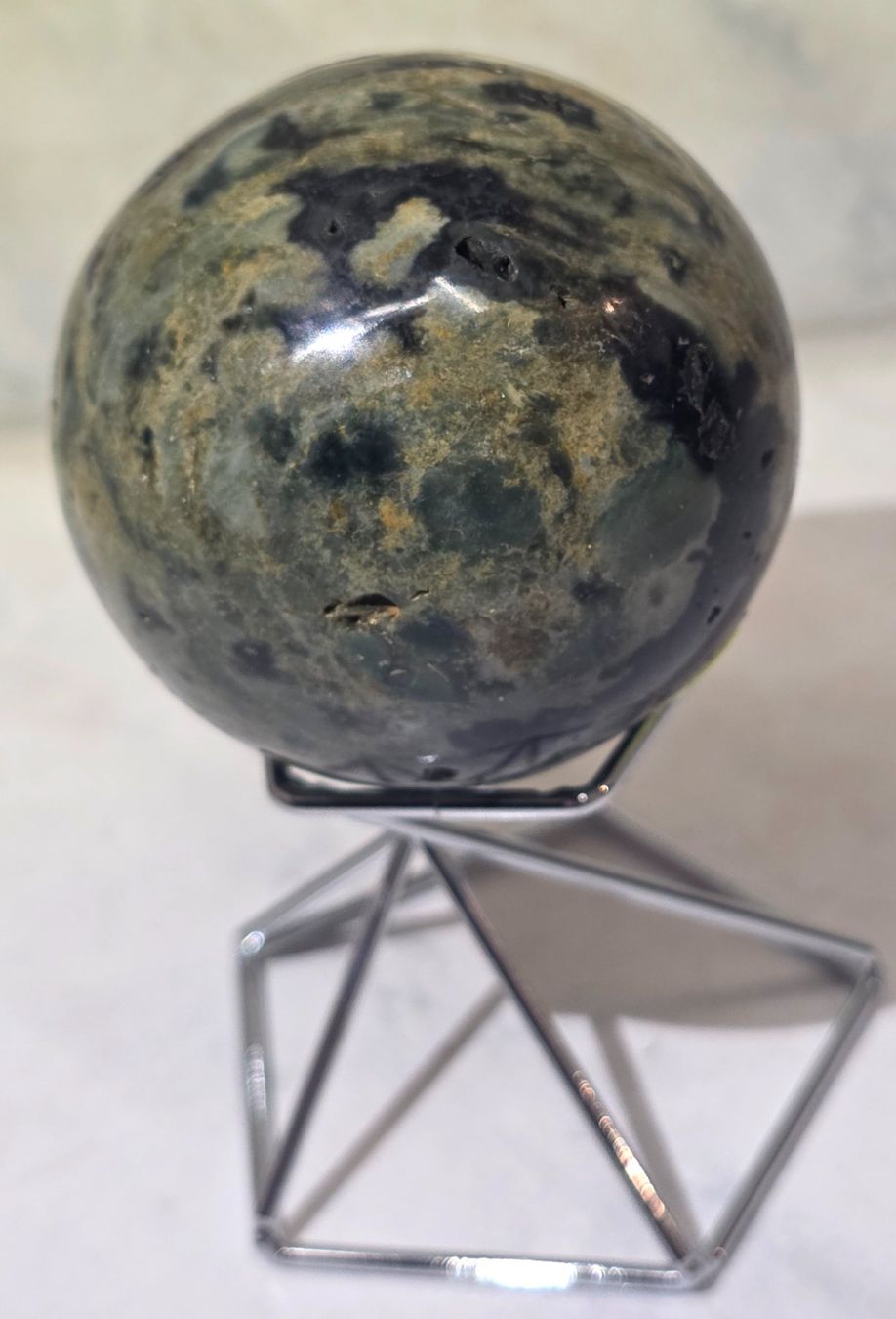 Minerali & Pietre curative: Regenwaldjaspis Kugel C 51mm 185g – Nuovo e nell'imballaggio originale da Matzingen venduto da Shay_Crystalz 2