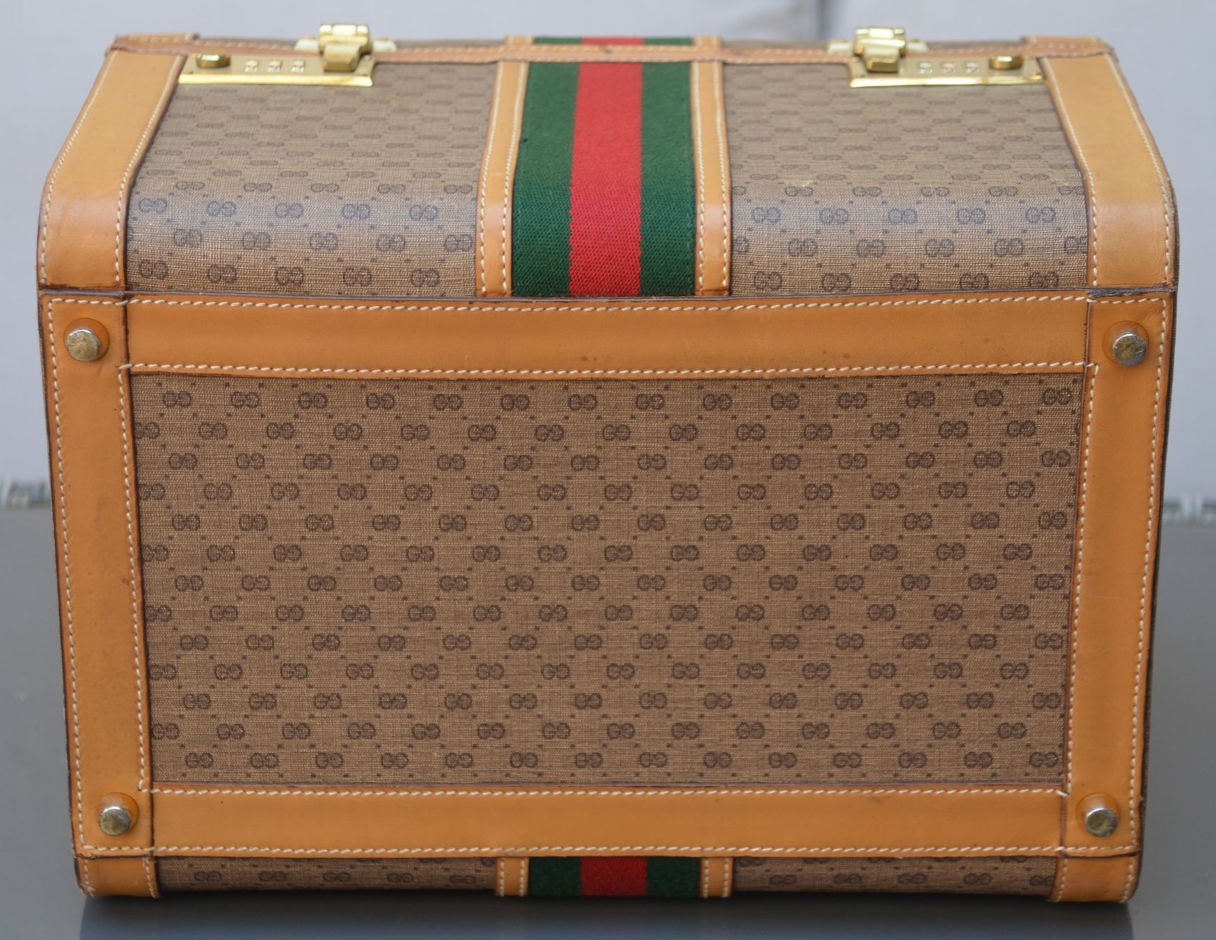 Gucci Custodie per cosmetici: Gucci Vanity-Case Beauty Bag Kosmetikkoffer – Usato da Collonges venduto da Auganien 7