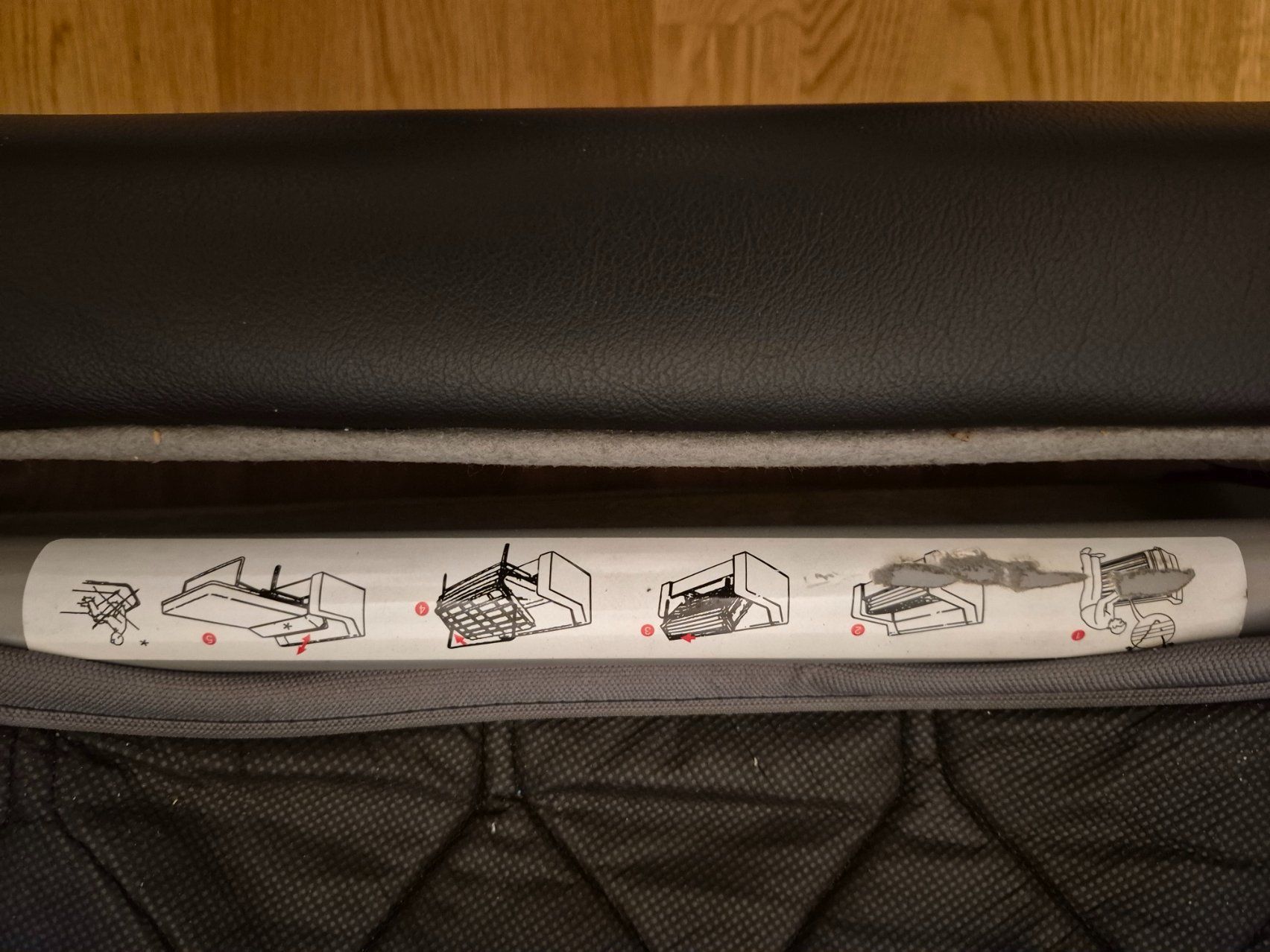 Sofas: Bequemes Leder Bettsofa – Gebraucht aus Waltenschwil von Hoipfnuesel 1