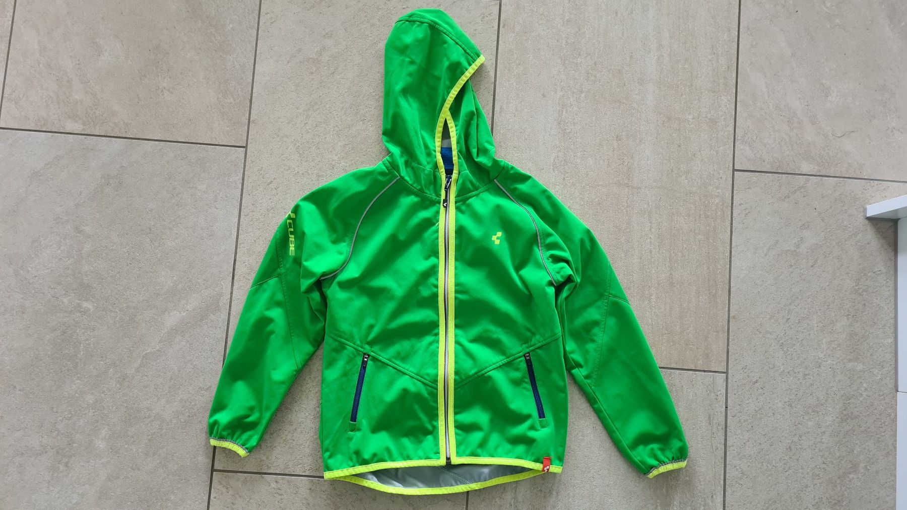 Cube Giacche & Cappotti: Cube Jacke 122/128 cool! – Usato da Obergösgen venduto da schesom 1