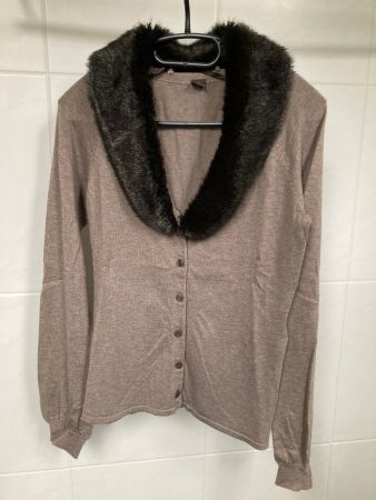 Strick Jacke s. Oliver hellbraun, neu, Grösse 38 mit Pelz