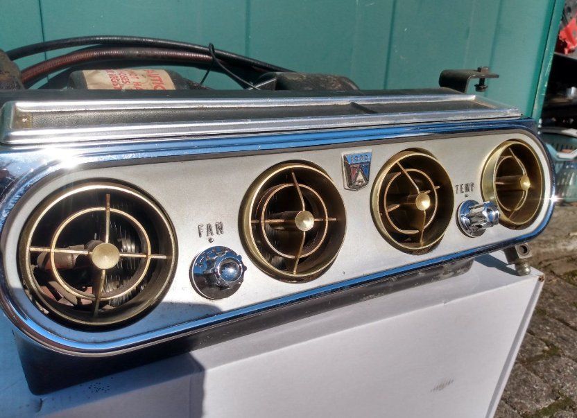 Armaturenbrett Abdeckung Für Ford Mustang 2015+ - Rote Dekorleiste Innenraum