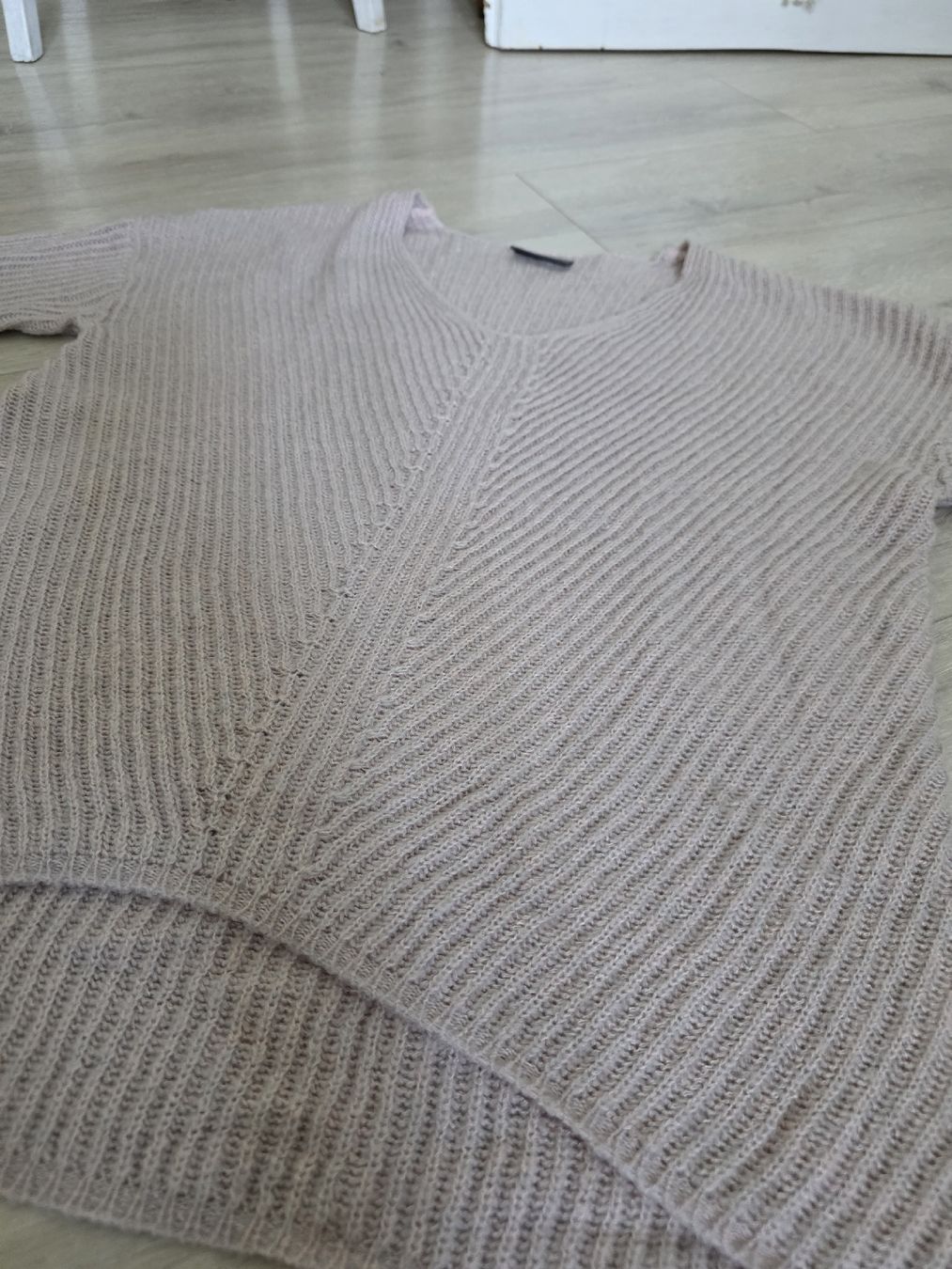 Maglioni & Felpe: Damen Pullover rosa V-Ausschnitt feiner Strick gr M – Usato da Wigoltingen venduto da Zuckerfee84 1