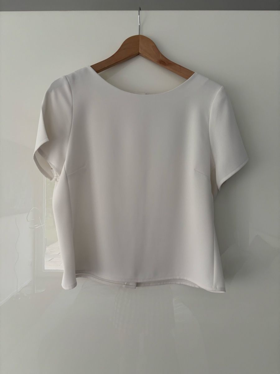 Blusen: UNJOUR AILLEURS White Blouse, Size 38, Spring – Gebraucht aus Wollerau von Dolder23