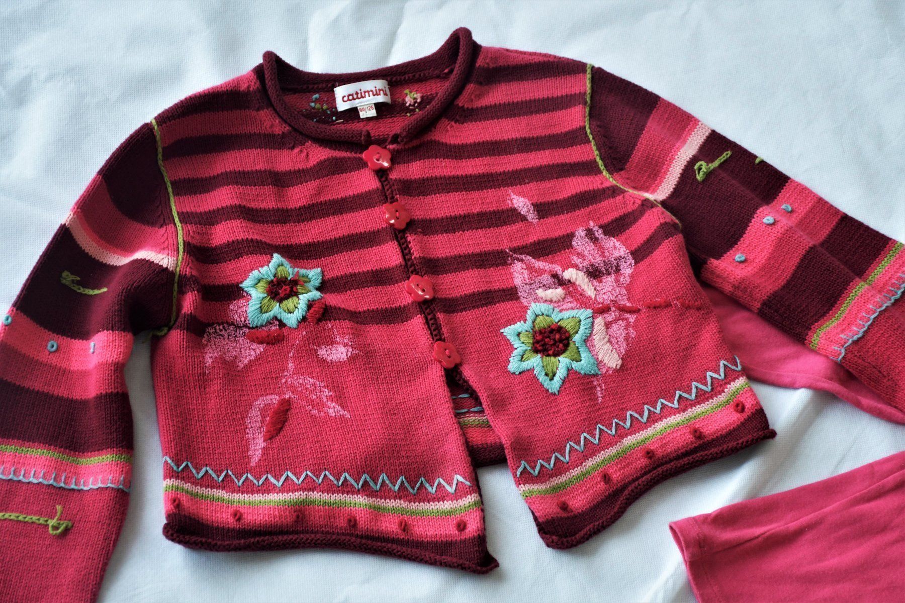 Altro abbigliamento per bambina: Weste , Tshirt von Catimini gr.128 – Usato da Nuglar venduto da Korsika2 1