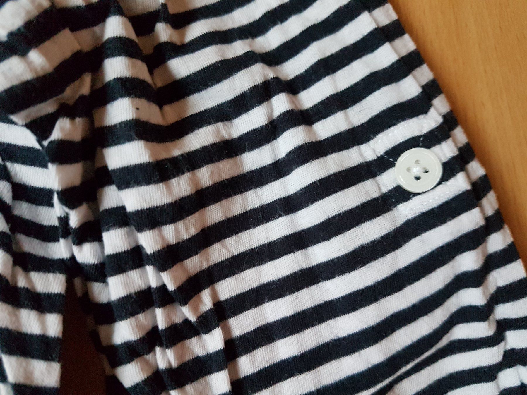 H&M Pullover & Sweatshirts: LEICHTES PULLOVERLI GR XS  H&M ** AB 1.-FR. ** – Gebraucht aus Sax von spazieren 2