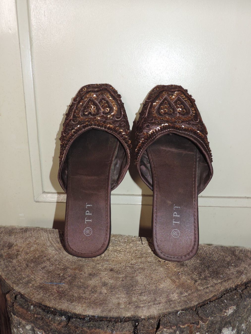 Chaussures femmes: mules babouche brune avec perle – D'occasion à Genève par Axelle333 7