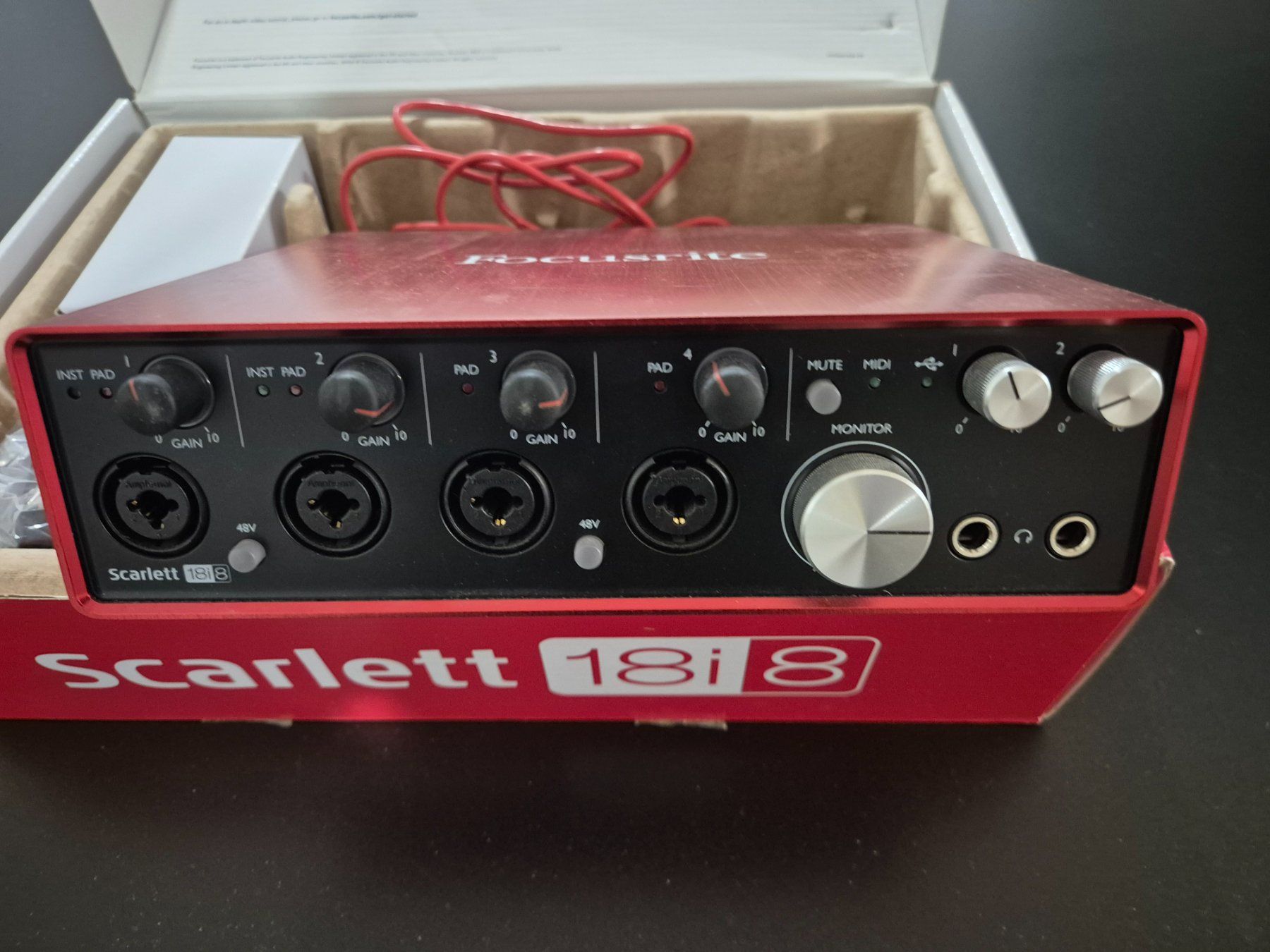 Focusrite Schede audio: Focusrite Scarlett 18i8 - 2nd Gen - Audio Interface – Usato da Eichberg venduto da gra_5tw2 2
