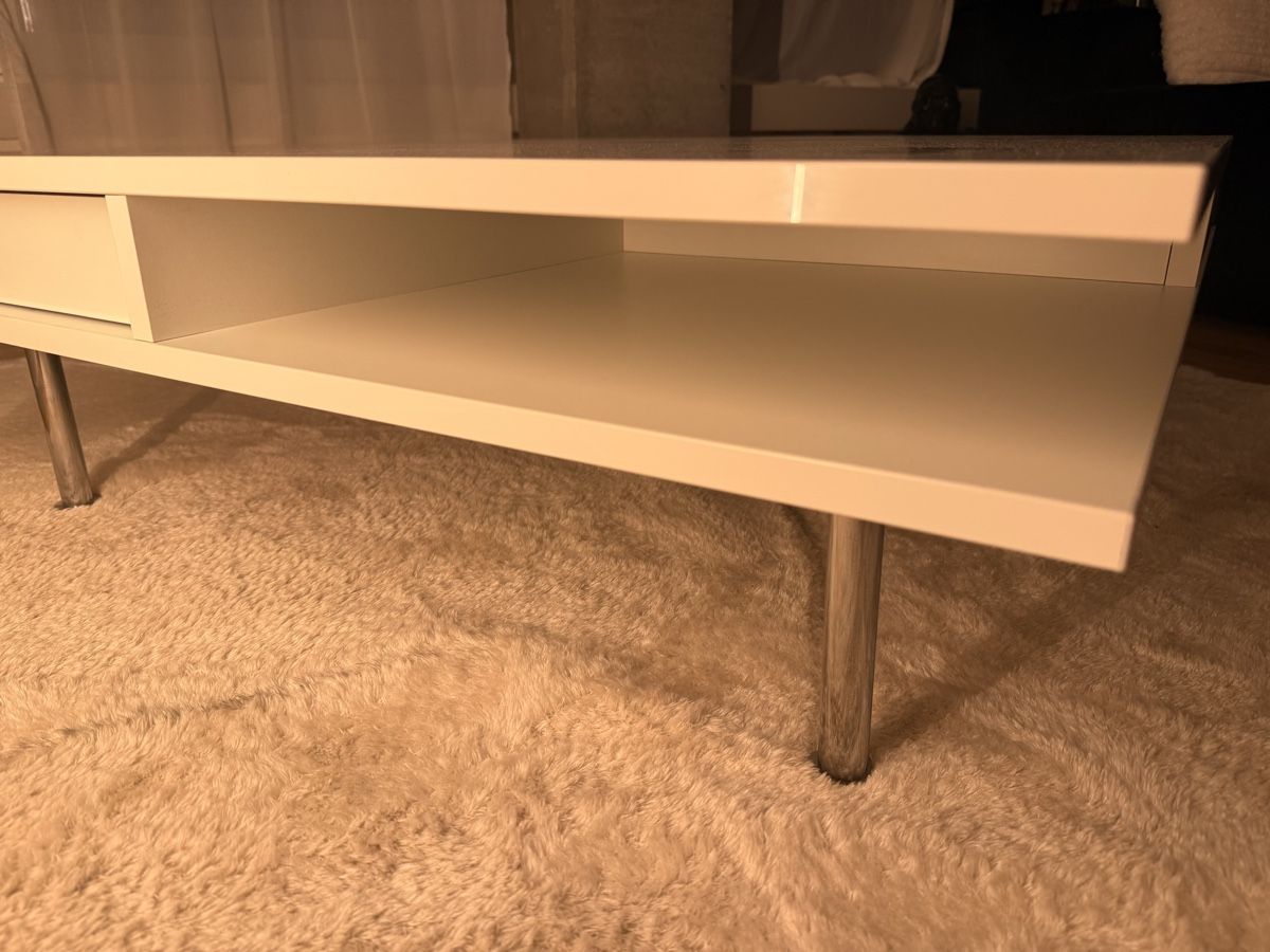 Mobili TV: Moderner TV-/Wohnzimmertisch in Weiss Hochglanz – Usato da Kriens venduto da prelovedbySunny 3