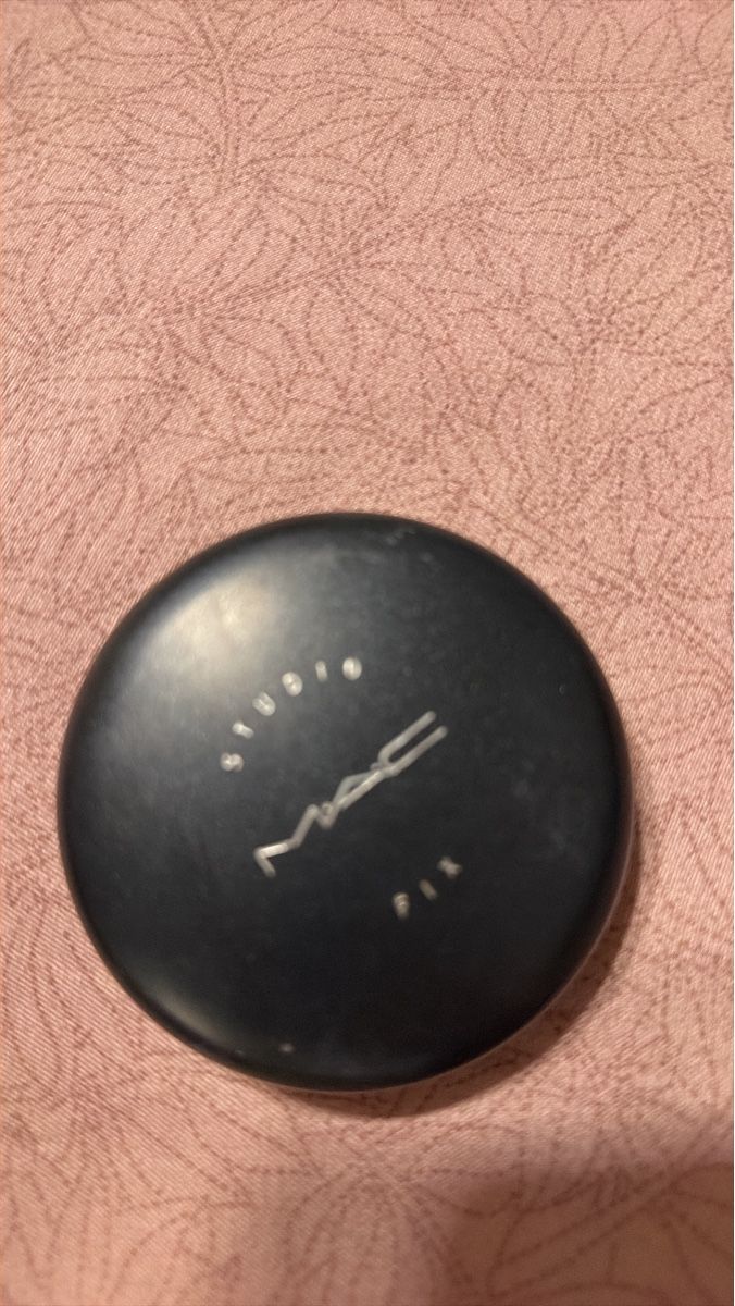 Mac Cosmetics Make-up: MAC Studio Puder foundation  – Usato da Siebnen venduto da gen_z7vd
