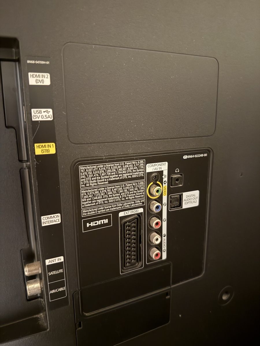 Samsung Televisori: Samsung 46 LCD mit 2 HDMI, SCART RGB und component Video – Usato da Eschenbach SG venduto da irelland