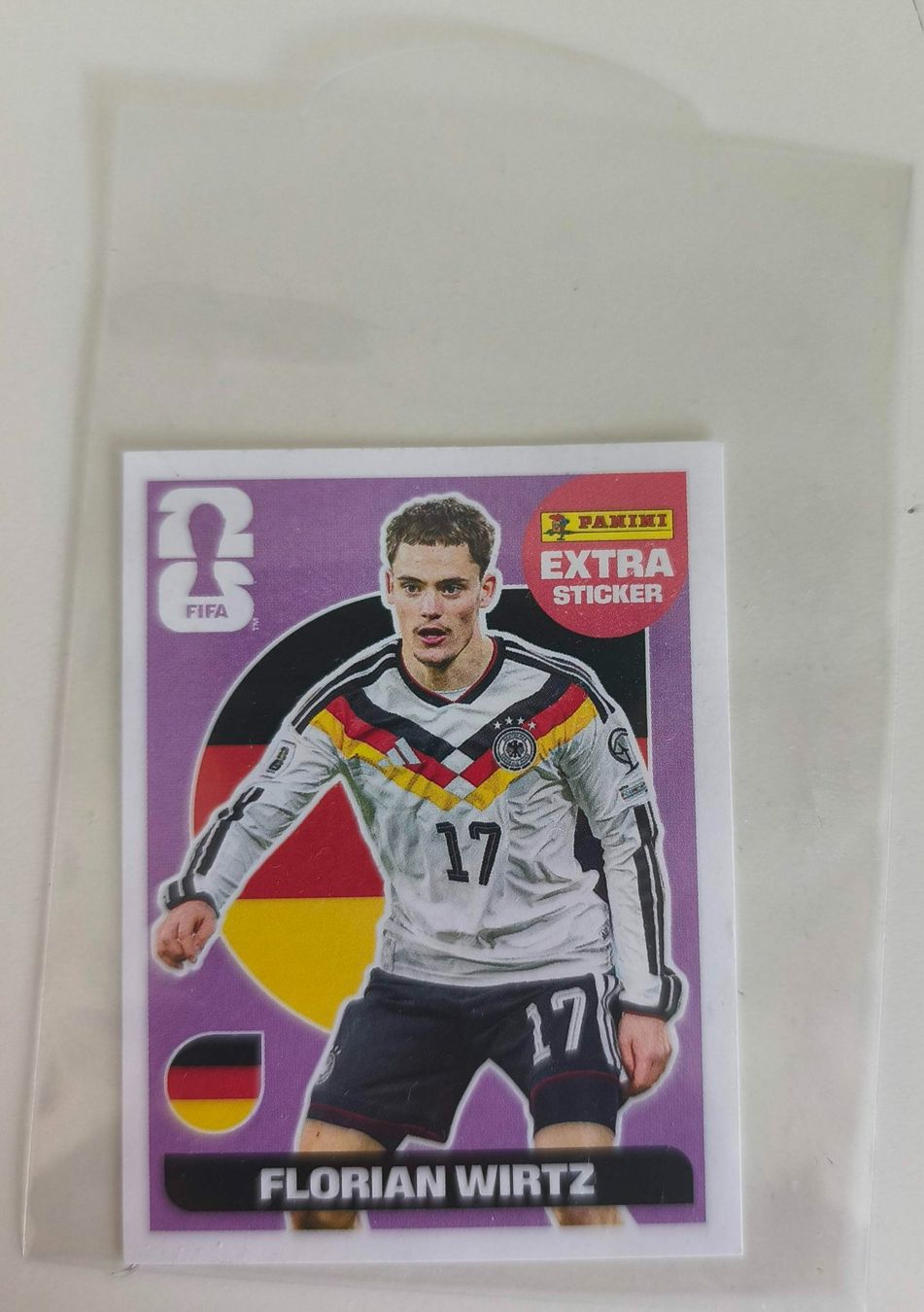 Panini Sammelbilder & Trading cards: Florian Wirz - Extra Sticker - purple – Gebraucht aus Wädenswil von CrumplerBags