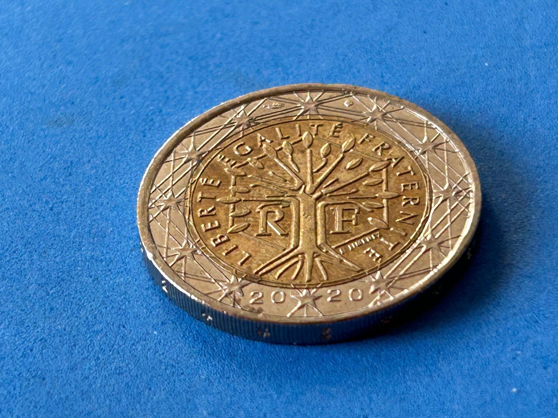 Tutti le monete: France - 2 Euro 2020 - Circulated – Usato da Corcelles NE venduto da AJKader 6