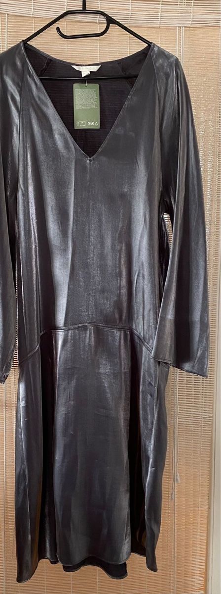H&M Vestiti: Robe grise foncée – Nuovo e nell'imballaggio originale da Montreux venduto da Izapeche811