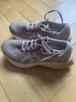 ASICS Novablast 3 Grösse 39: nur 20 km gelaufe