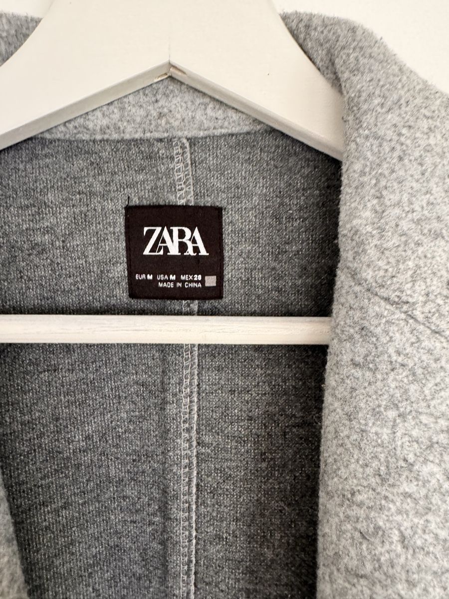 Zara Cappotti: ZARA Mantel grau Gr. M  – Usato da Arth venduto da BaMe84 1