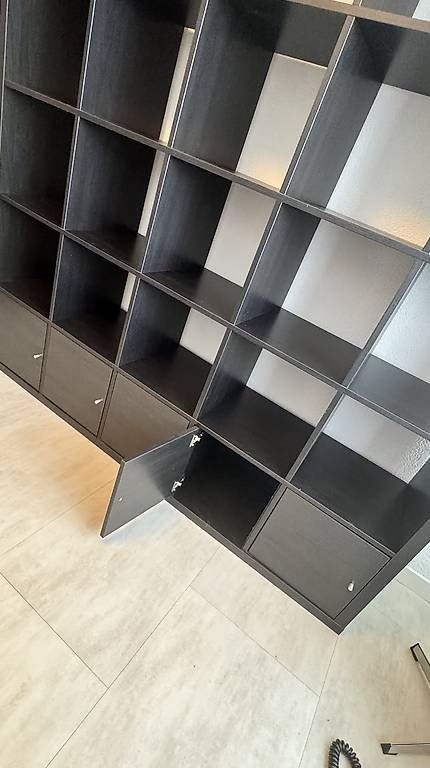Scaffali: Ikea Kallax 182x182cm schwarz – Usato da Lachen SZ venduto da rei_zsp9 2