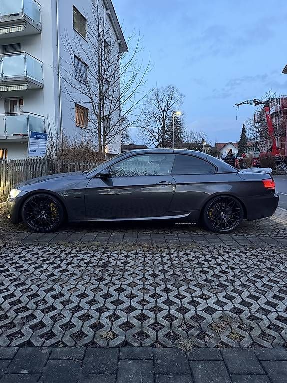 Autos: BMW 335i E93 Cabrio – Gebraucht aus Walzenhausen von tkbk