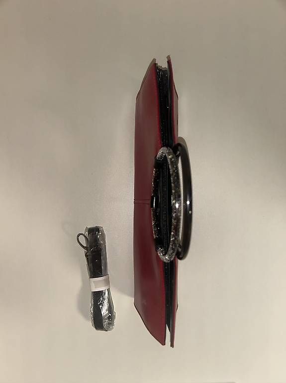 Sacs femmes: DanileaModa Handtasche Rot – D'occasion à winterthur par HappyFindsCH 2