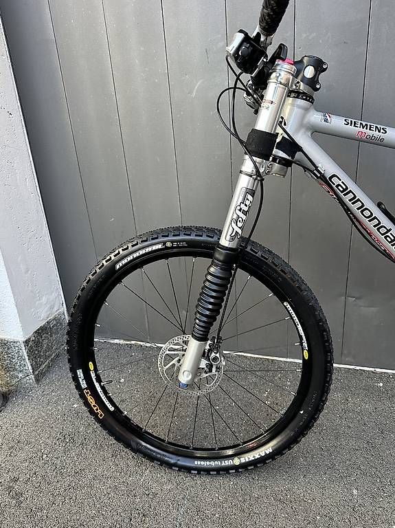 Biciclette: Bicicletta MTB  Cannondale Jekyll 100 – Usato da Quartino venduto da DiloUsato 9