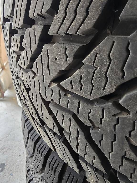 Sonstiges Schreiben & Zeichnen: NOKIA WINTERREIFEN  285/70R 17 – Gebraucht aus S-chanf von jsg_ss8p 2